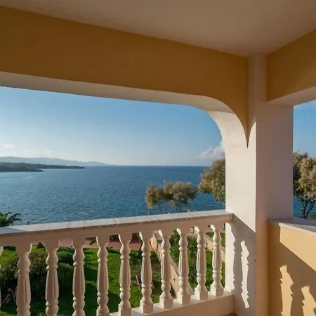 Balcony - только для взрослых 2*
