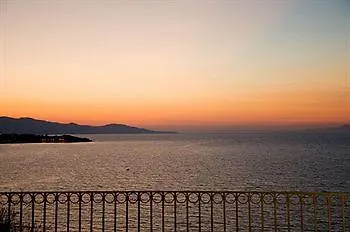 Balcony Boutique Hotel