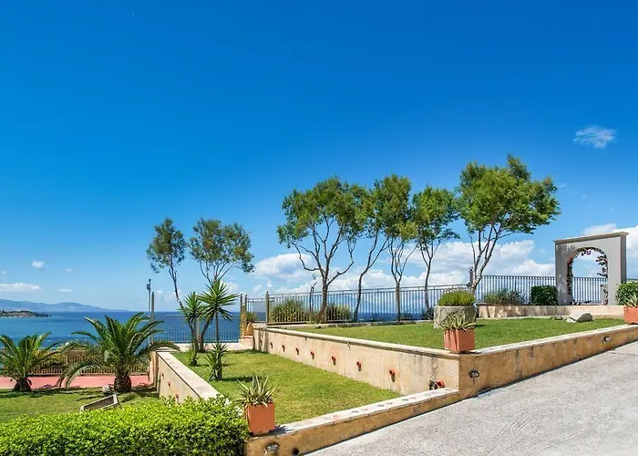 Hotell Balcony Boutique (adults Only) 3*