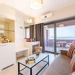 Отель Balcony Boutique (adults Only)