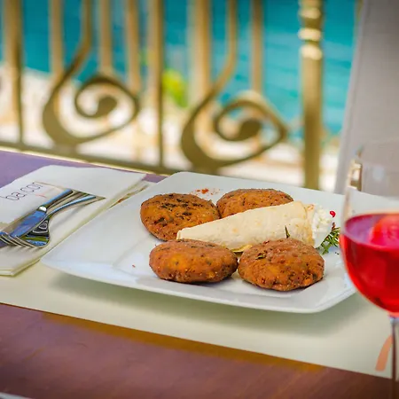 Balcony Boutique (adults Only) 3* טסיליבי