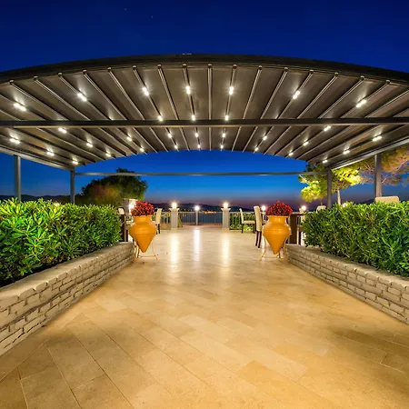 Balcony Boutique (adults Only) מלון 3*